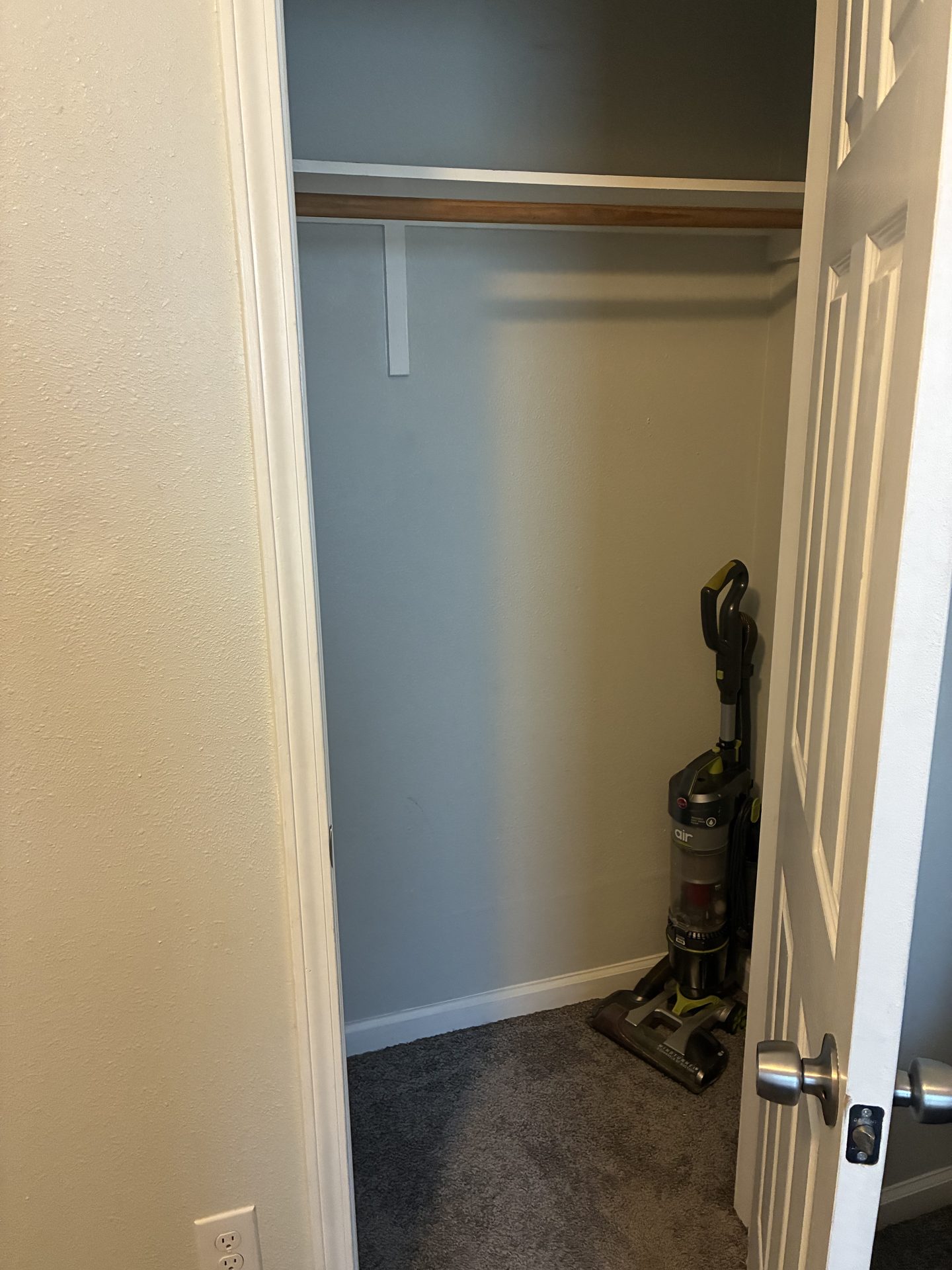 King bedroom closet